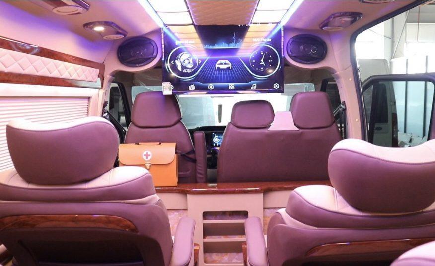 Nội thất Transit Limousine 2020 - City Ford Bình Triệu - Công Ty Cổ Phần City Auto